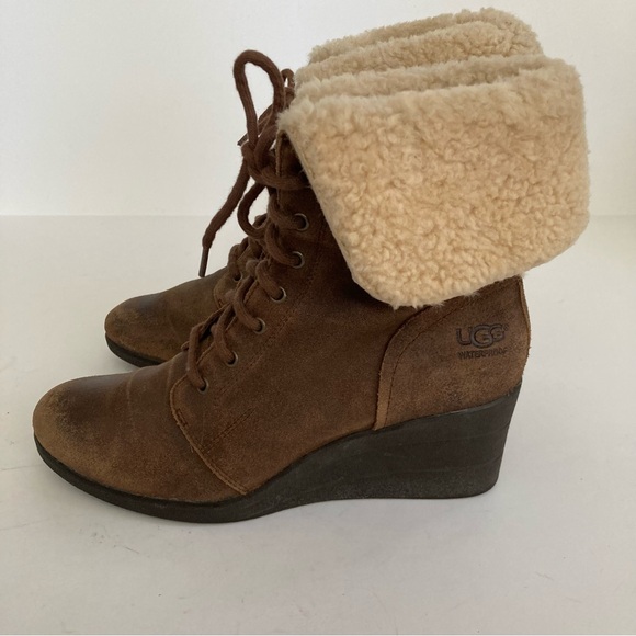 UGG Zea Suede Lace Up Wedge Boot Waterproof Shearling Cuff Brown Leather 10 - Picture 3 of 15